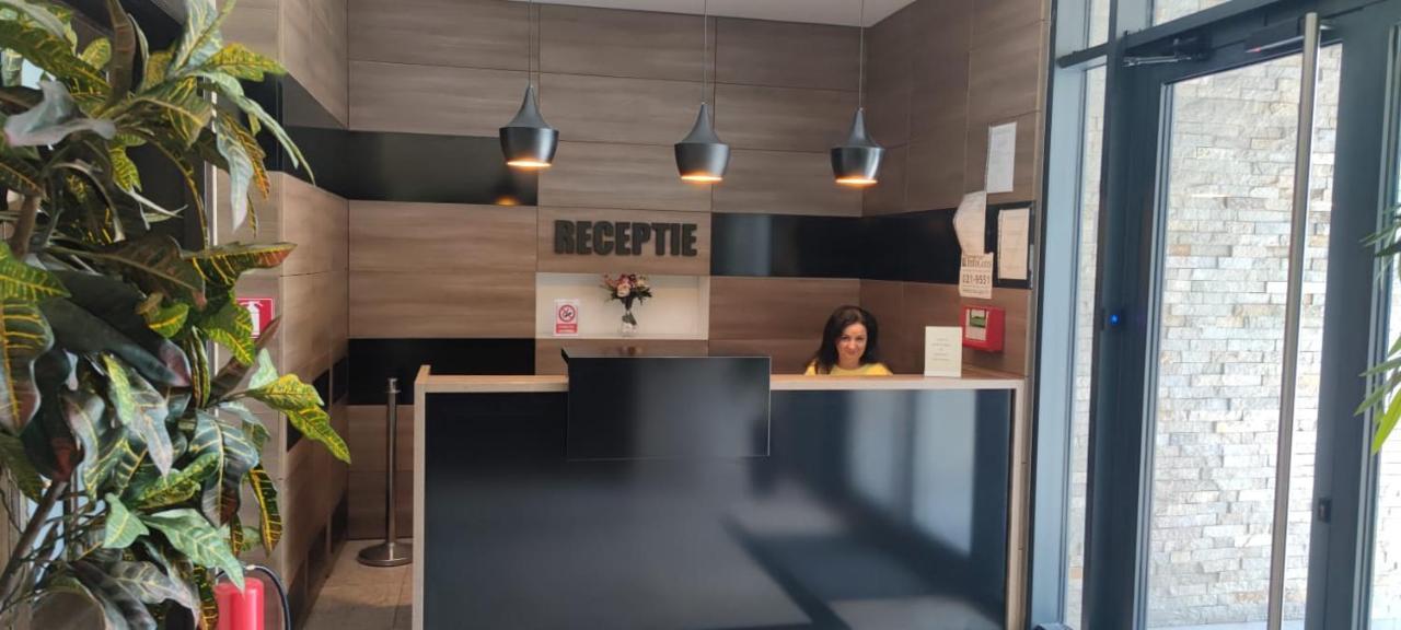 Hotel Excellence Bukarest Eksteriør billede