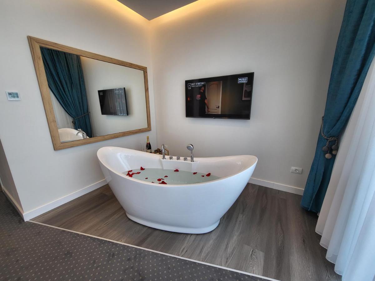 Hotel Excellence Bukarest Eksteriør billede